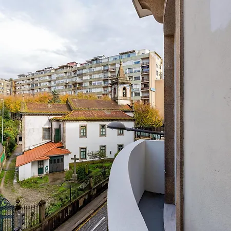 Feel Bacchus Townhouse Daire