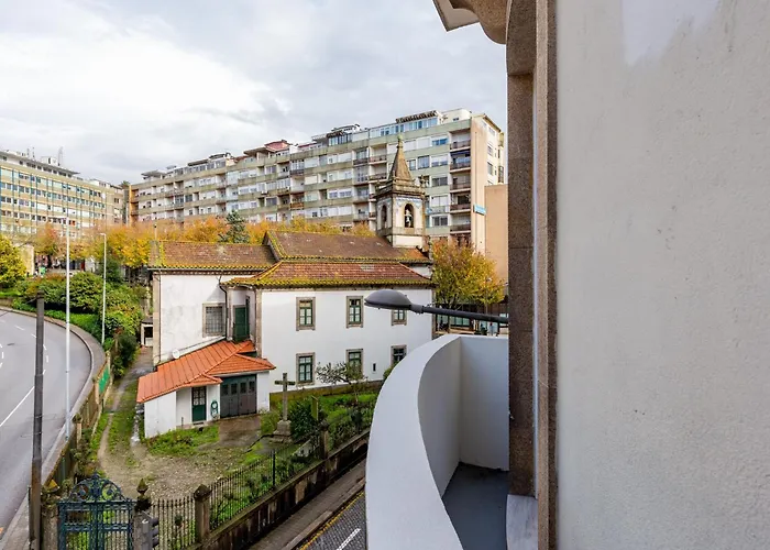 Feel Bacchus Townhouse Appartement