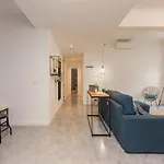 Lägenhet Feel Bacchus Townhouse *